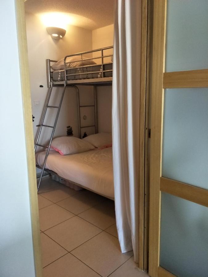 Appartement Face A La Plage Сен-Рафаель Екстер'єр фото