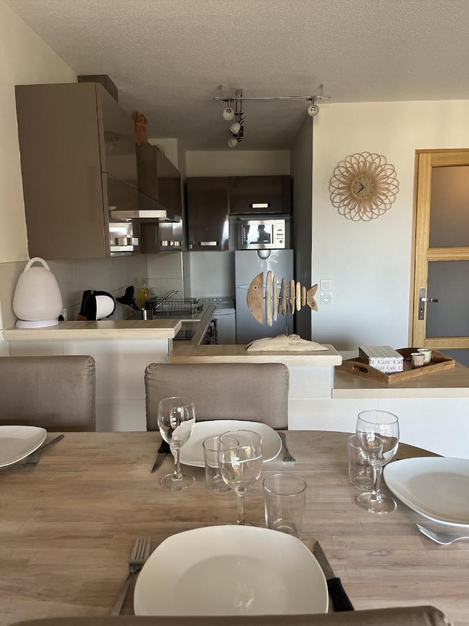 Appartement Face A La Plage Сен-Рафаель Екстер'єр фото