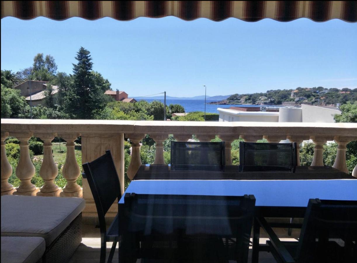 Appartement Face A La Plage Сен-Рафаель Екстер'єр фото
